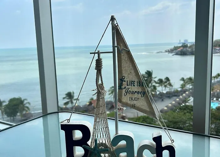 Beachfront 2Br Ocean View Balcony 3 Pools